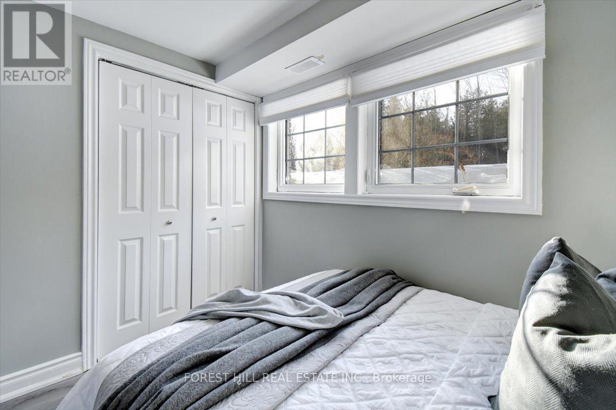 1143 Connaught Drive, Selwyn, Ontario  K0L 1T0 - Photo 35 - X12972114