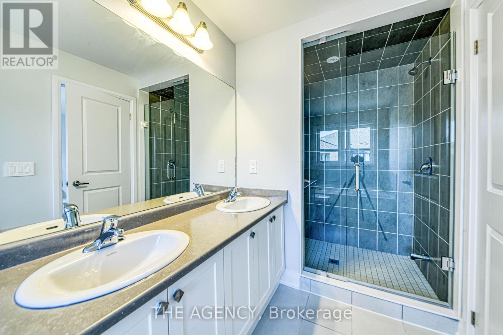 53 Butler Boulevard, Kawartha Lakes (Lindsay), Ontario  K9V 4R1 - Photo 17 - X12972524