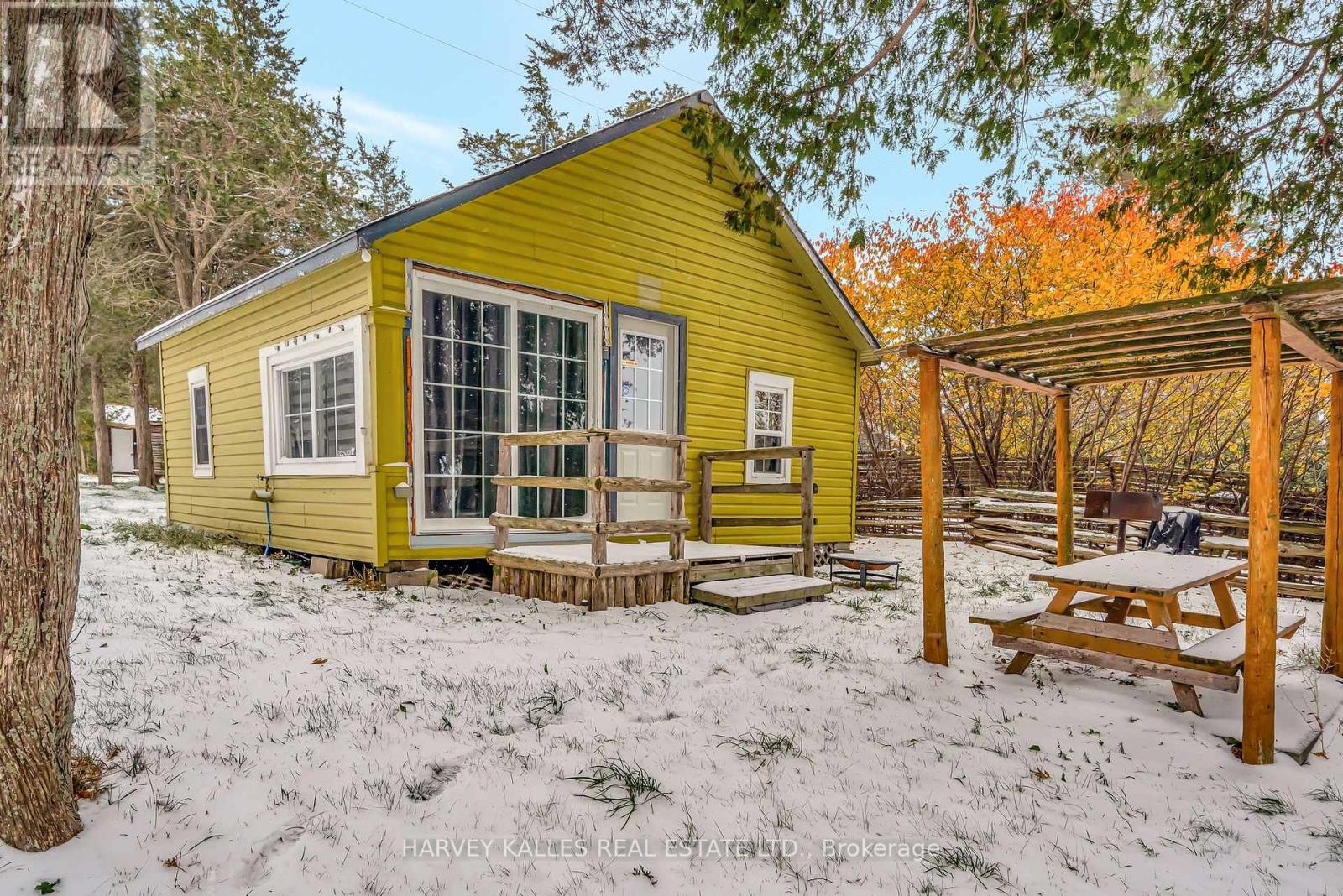 58 Valhalla Lane, Prince Edward County (Athol), Ontario  K0L 1P0 - Photo 13 - X12972700