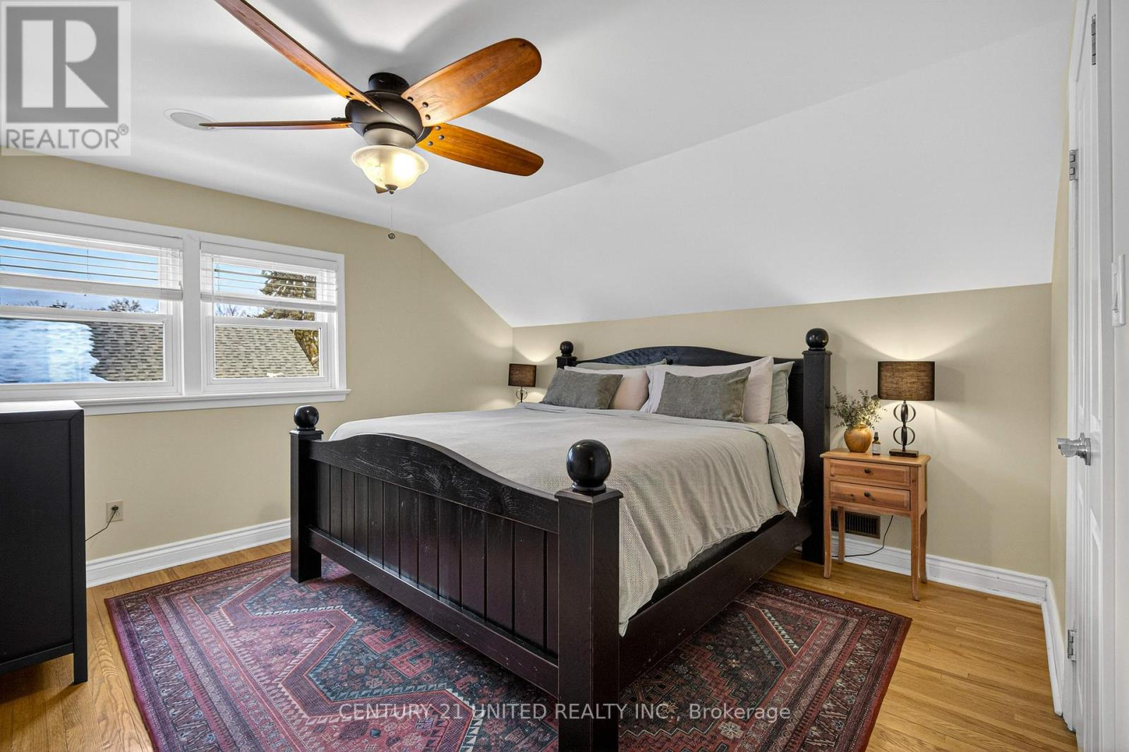 499 Hunter Street W, Peterborough (Town Ward 3), Ontario  K9H 2M9 - Photo 19 - X12972768