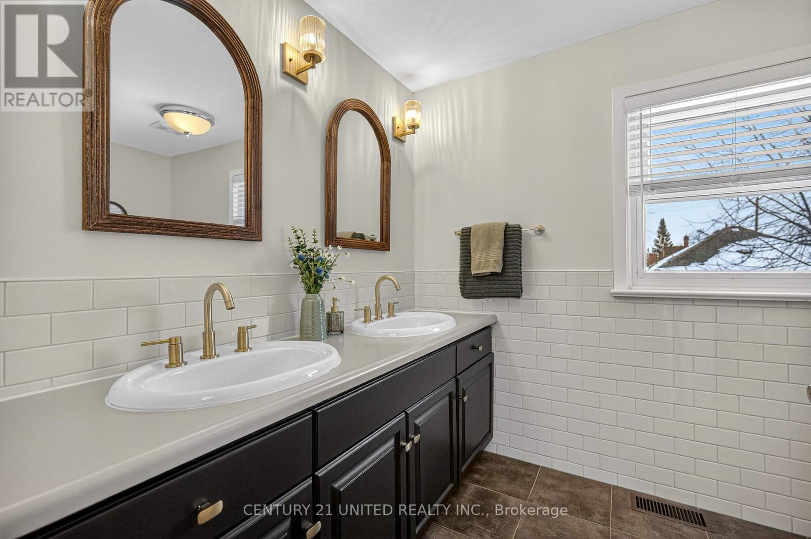 499 Hunter Street W, Peterborough (Town Ward 3), Ontario  K9H 2M9 - Photo 26 - X12972768