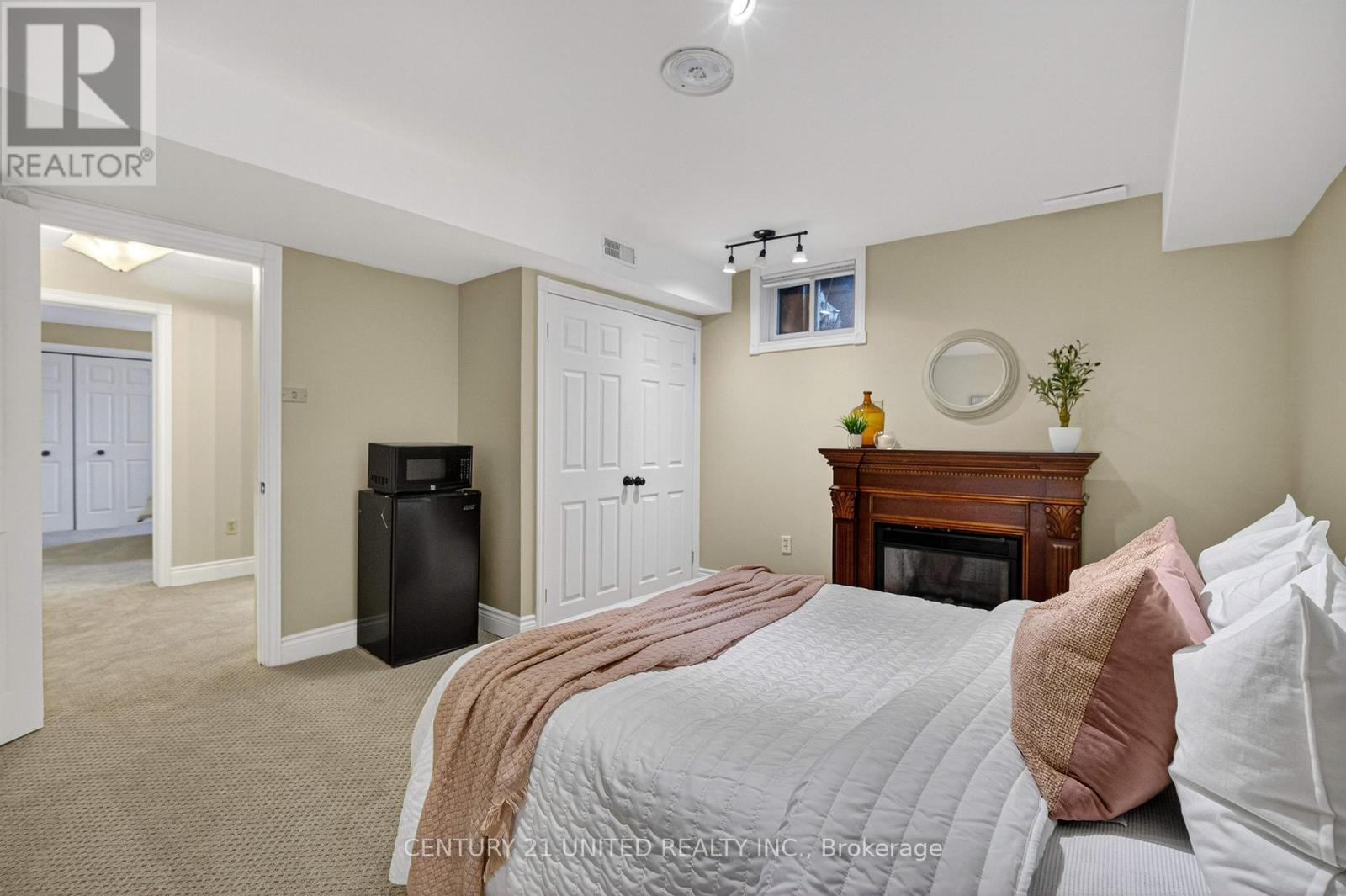 499 Hunter Street W, Peterborough (Town Ward 3), Ontario  K9H 2M9 - Photo 34 - X12972768