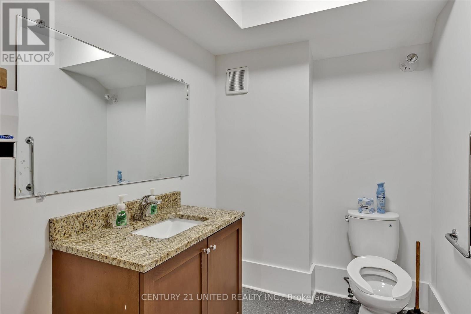 318 Stewart Street, Peterborough (Town Ward 3), Ontario  K9J 3N1 - Photo 14 - X12973236