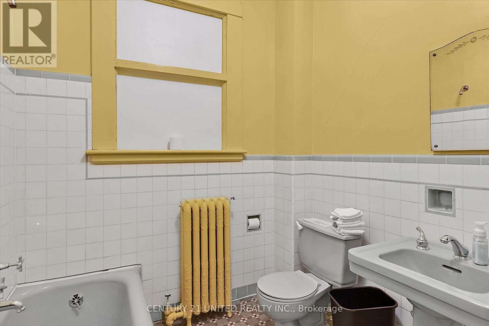 318 Stewart Street, Peterborough (Town Ward 3), Ontario  K9J 3N1 - Photo 32 - X12973236