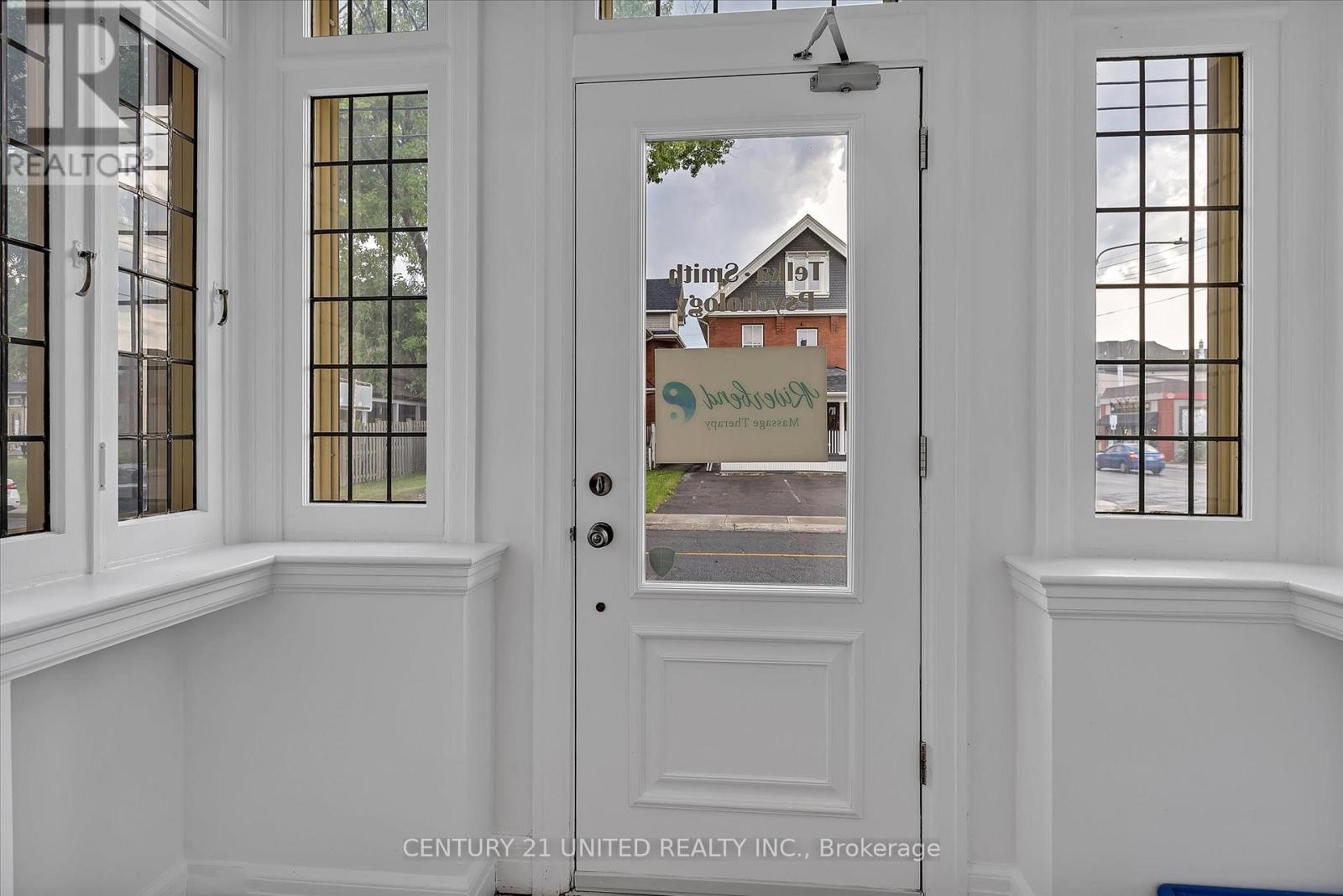 318 Stewart Street, Peterborough (Town Ward 3), Ontario  K9J 3N1 - Photo 39 - X12973236