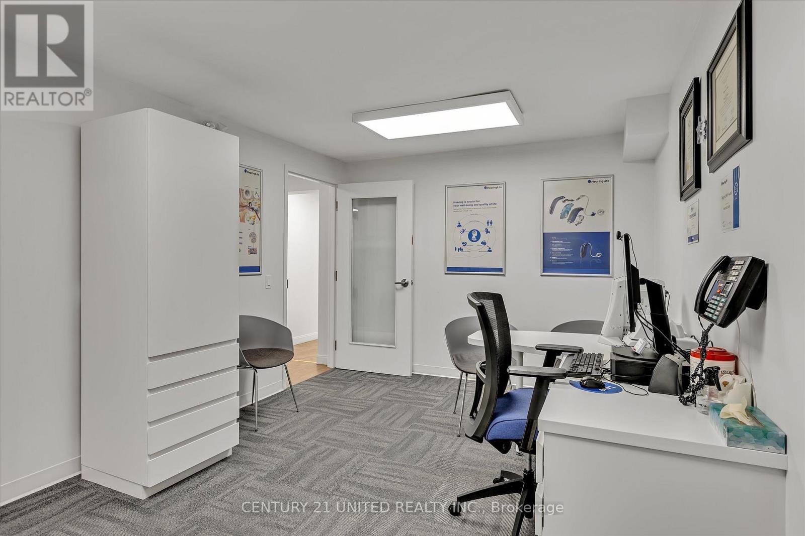 318 Stewart Street, Peterborough (Town Ward 3), Ontario  K9J 3N1 - Photo 9 - X12973236