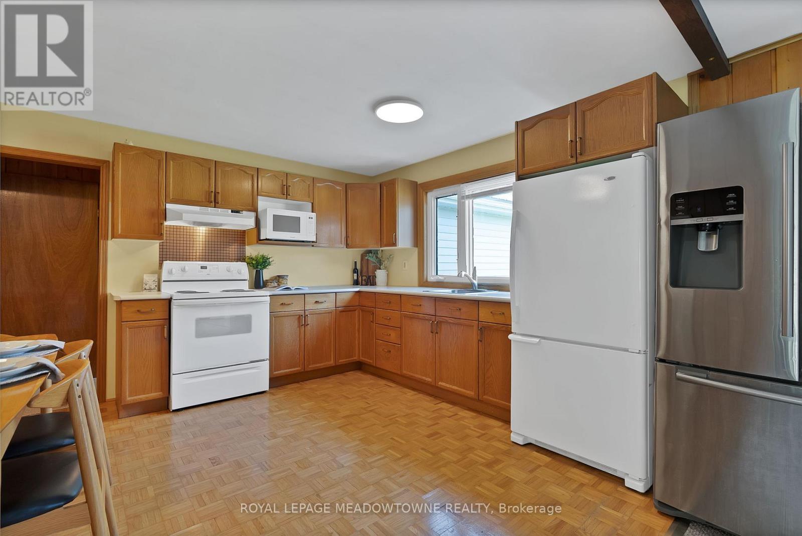 46 Hawke Drive, Kawartha Lakes (Emily), Ontario  K0L 2W0 - Photo 13 - X12973650