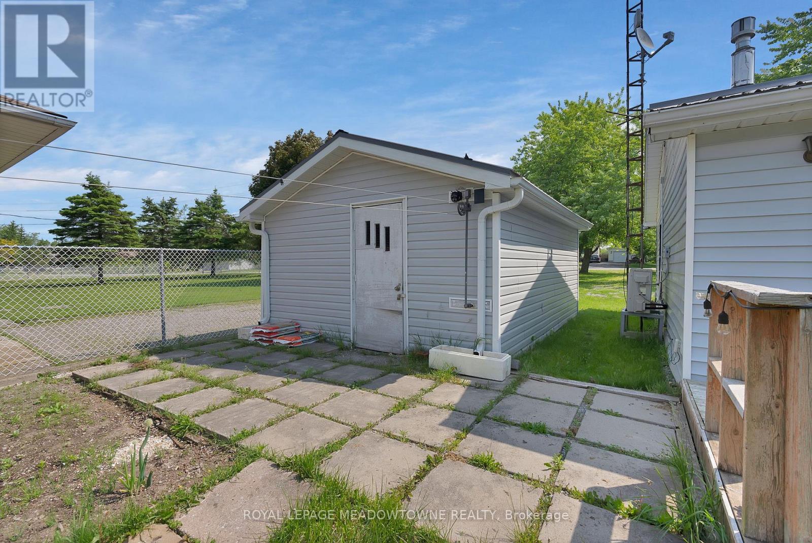 46 Hawke Drive, Kawartha Lakes (Emily), Ontario  K0L 2W0 - Photo 27 - X12973650