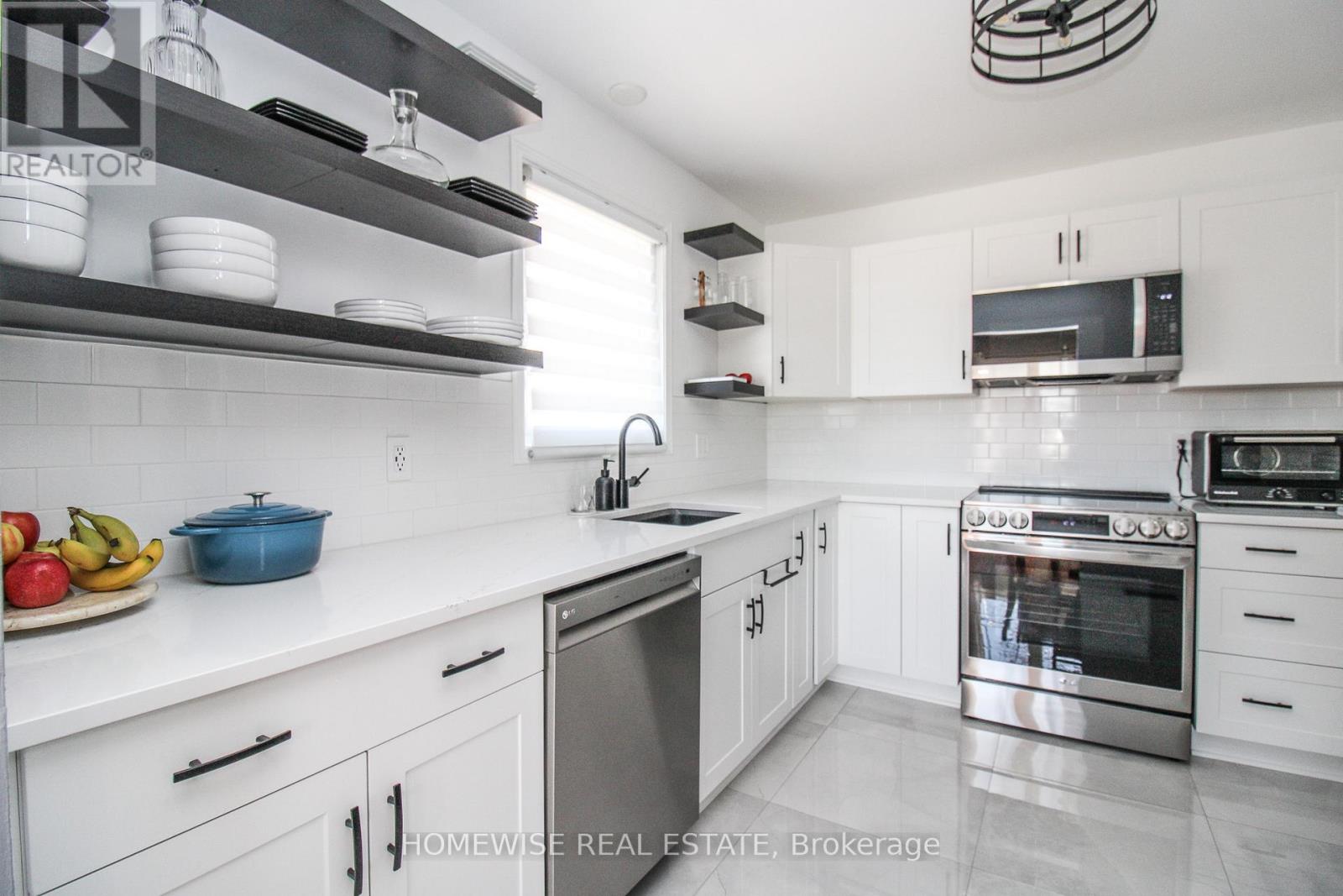 268 Spencleys Lane, Peterborough (Ashburnham Ward 4), Ontario  K9H 1S3 - Photo 4 - X12974744