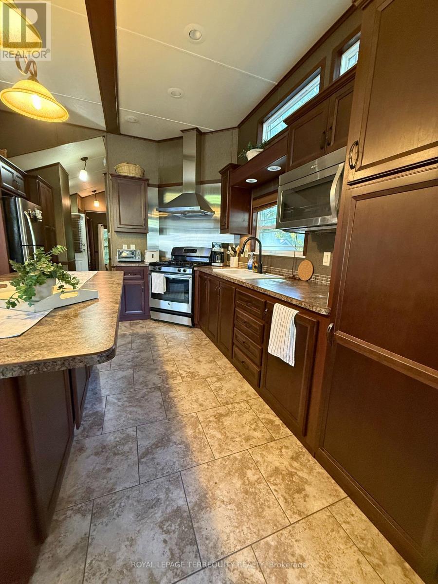 14 Rockhaven, Selwyn, Ontario  K0L 2H0 - Photo 12 - X12975390