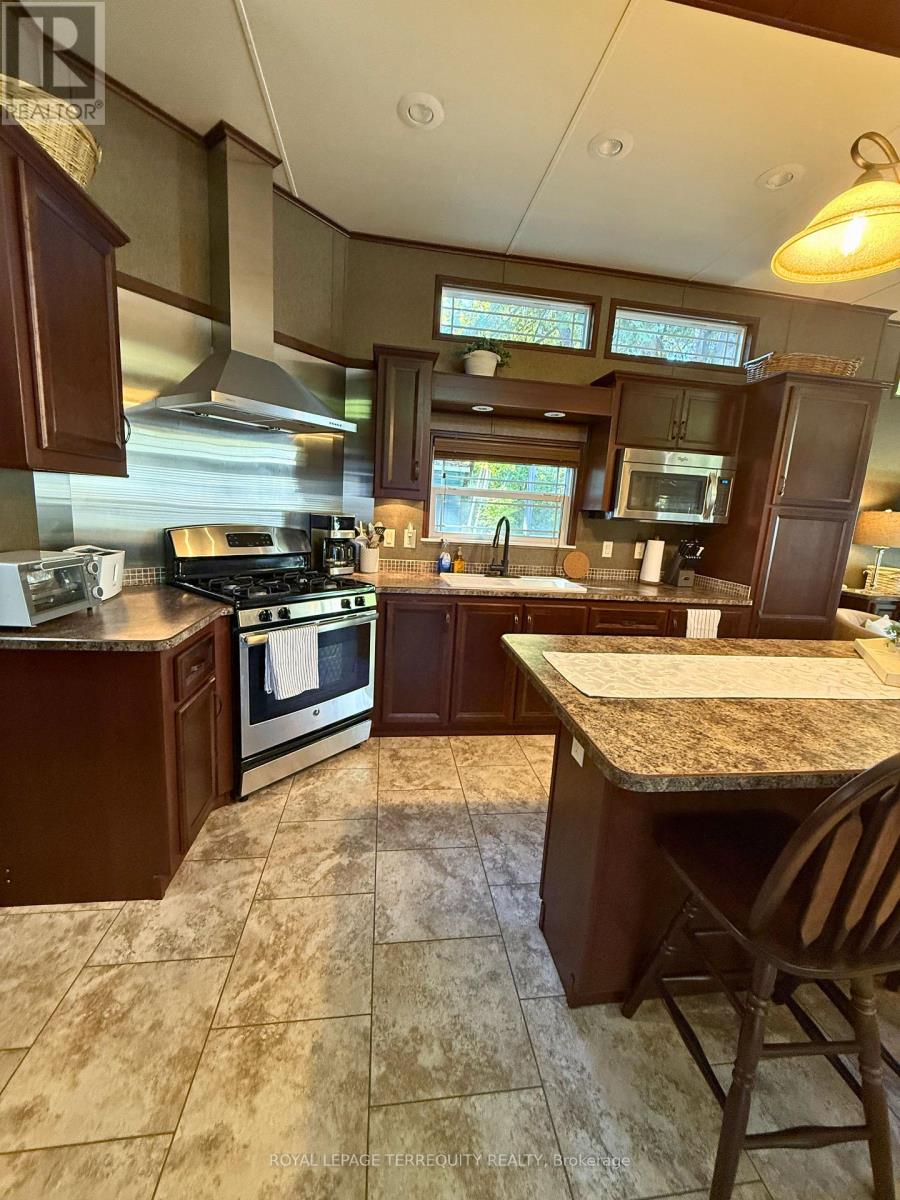 14 Rockhaven, Selwyn, Ontario  K0L 2H0 - Photo 15 - X12975390