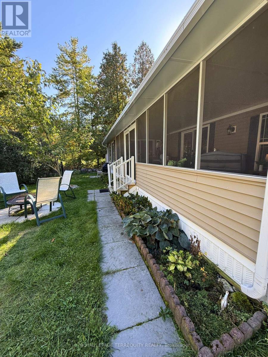 14 Rockhaven, Selwyn, Ontario  K0L 2H0 - Photo 4 - X12975390