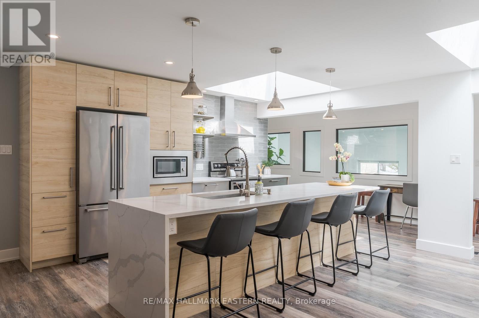 6 Weller Crescent, Peterborough (Monaghan Ward 2), Ontario  K9J 6J5 - Photo 21 - X12976078