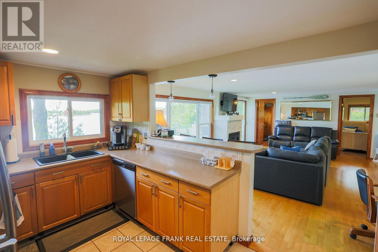 26 Fire Route 60, Trent Lakes, Ontario  K0L 1J0 - Photo 11 - X12976288