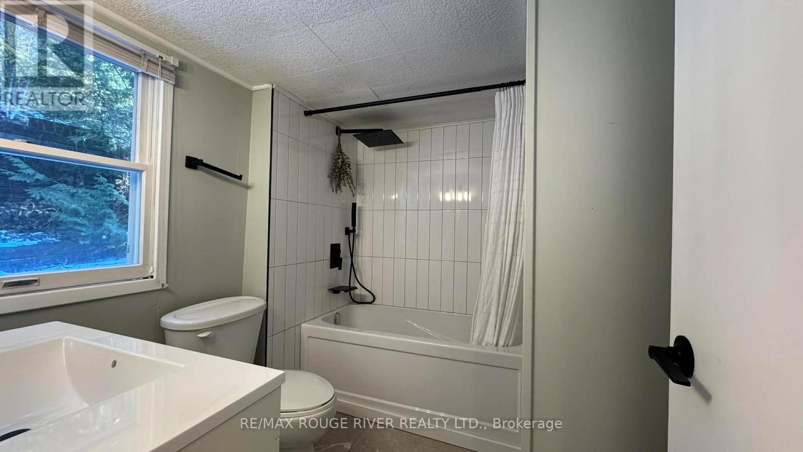 200 - 5248 King Road, Hamilton Township, Ontario  K0L 1E0 - Photo 16 - X12976346