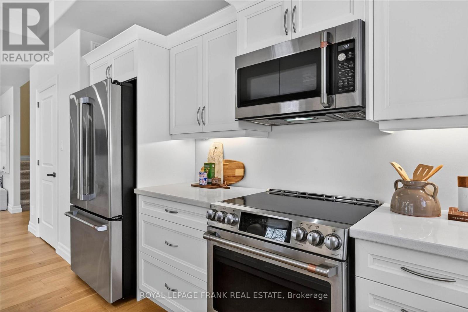 23 Charlton Court, Selwyn, Ontario  K0L 2H0 - Photo 11 - X12976348