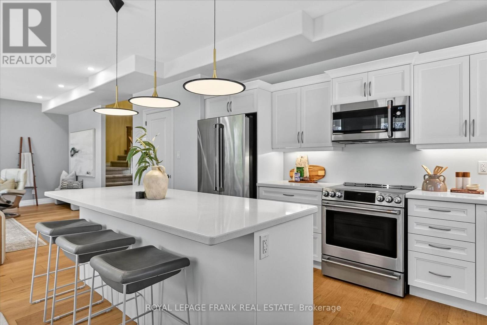 23 Charlton Court, Selwyn, Ontario  K0L 2H0 - Photo 12 - X12976348