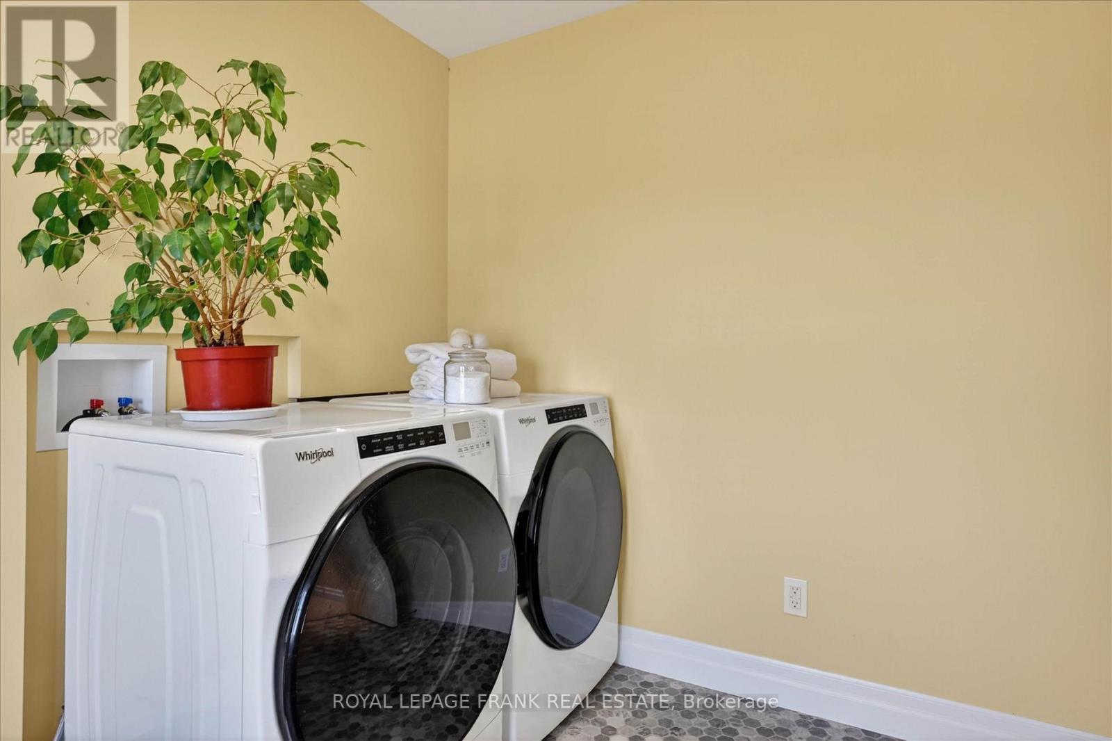 23 Charlton Court, Selwyn, Ontario  K0L 2H0 - Photo 29 - X12976348