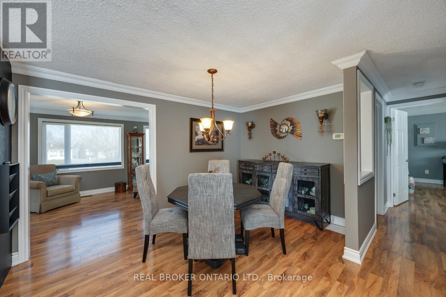 22 Champlain Court, Clarington (Newcastle), Ontario  L1B 1A5 - Photo 9 - E12976780