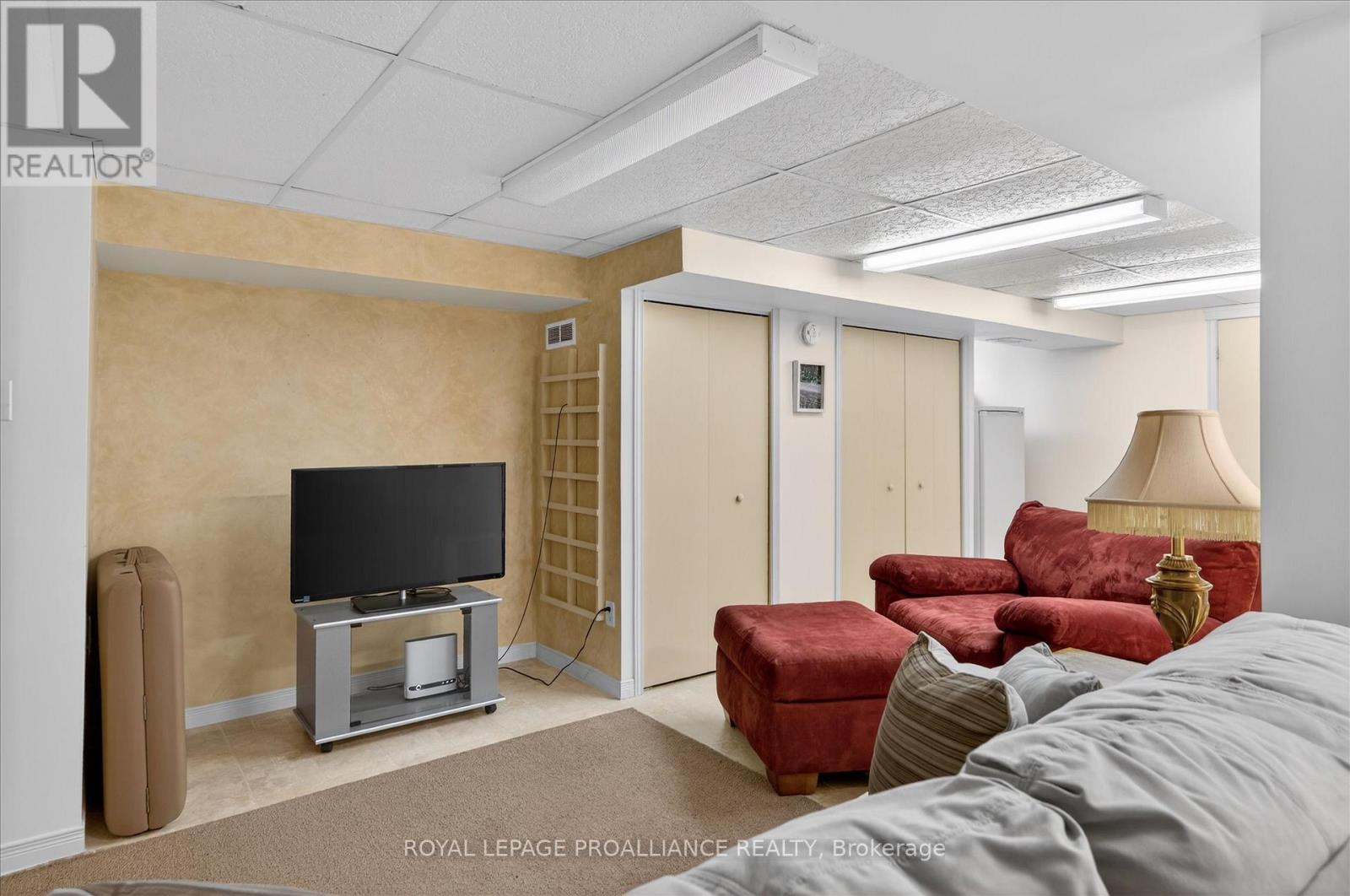 637 Beverly Street, Peterborough (Ashburnham Ward 4), Ontario  K9H 2B4 - Photo 18 - X12976678