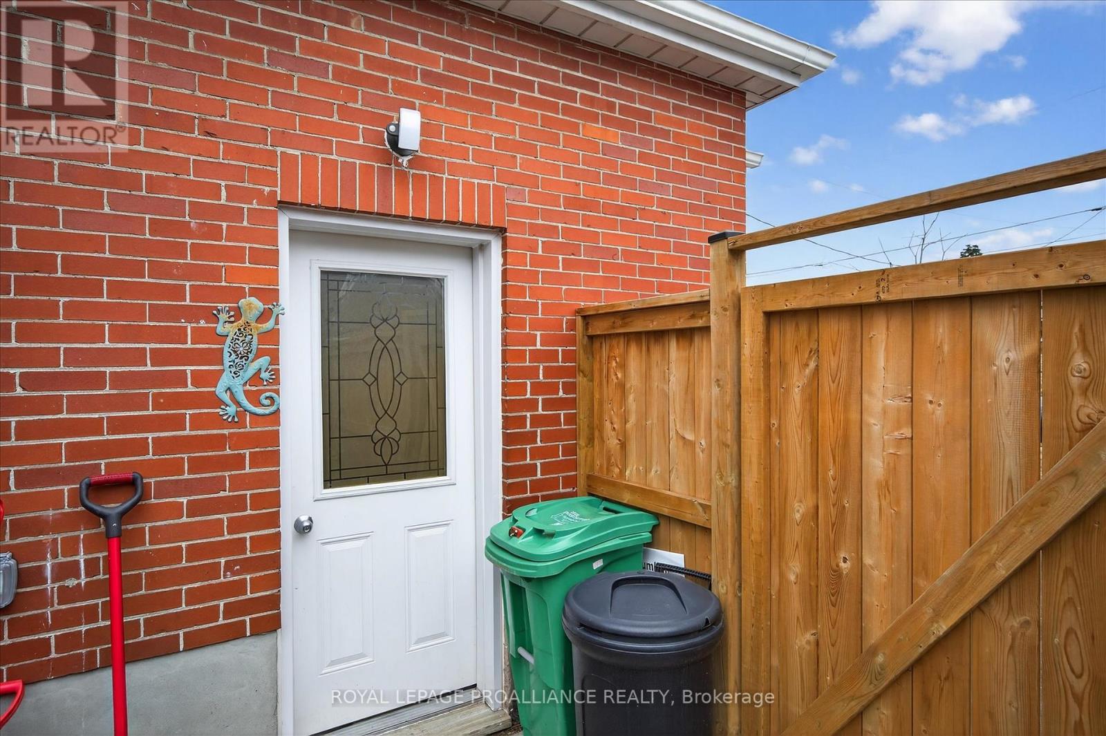 637 Beverly Street, Peterborough (Ashburnham Ward 4), Ontario  K9H 2B4 - Photo 25 - X12976678