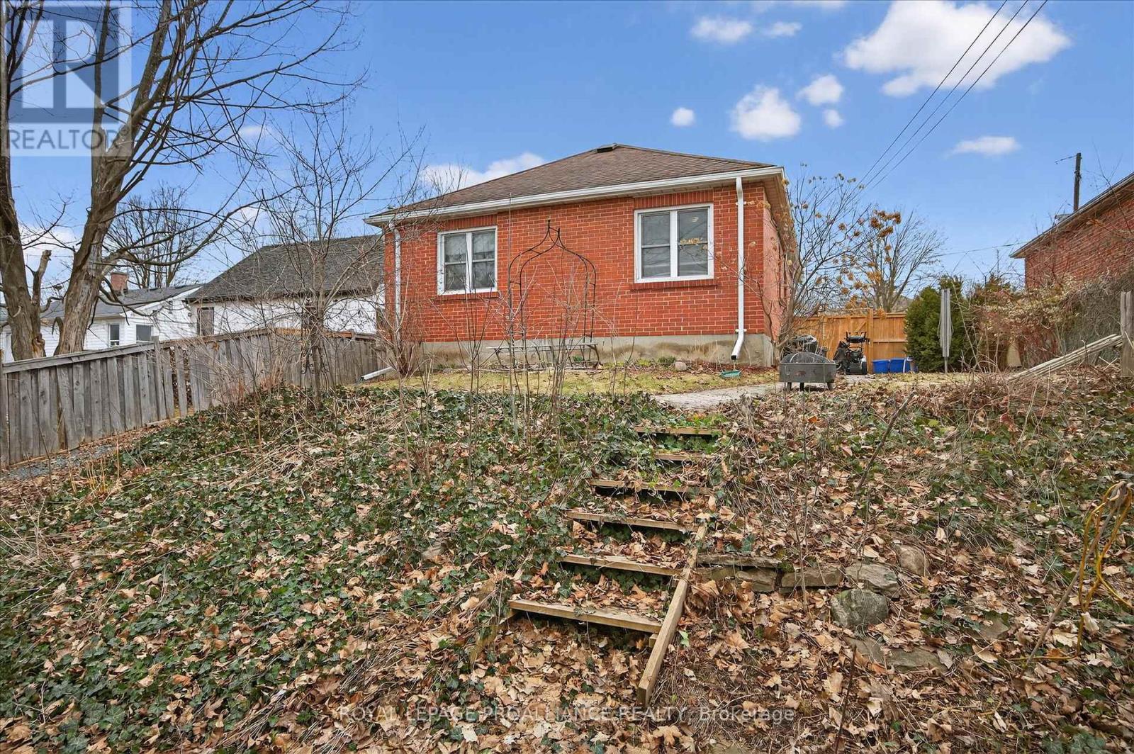 637 Beverly Street, Peterborough (Ashburnham Ward 4), Ontario  K9H 2B4 - Photo 28 - X12976678