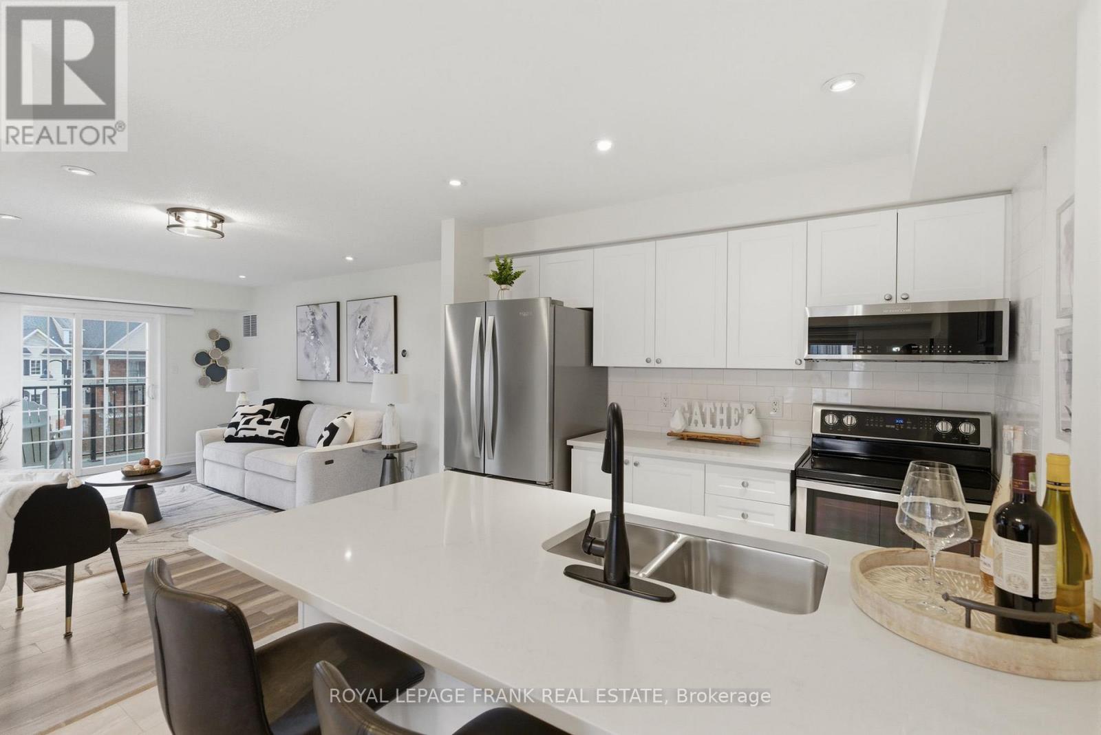 301 - 75 Shipway Avenue, Clarington (Newcastle), Ontario  L1B 0B8 - Photo 12 - E12977152