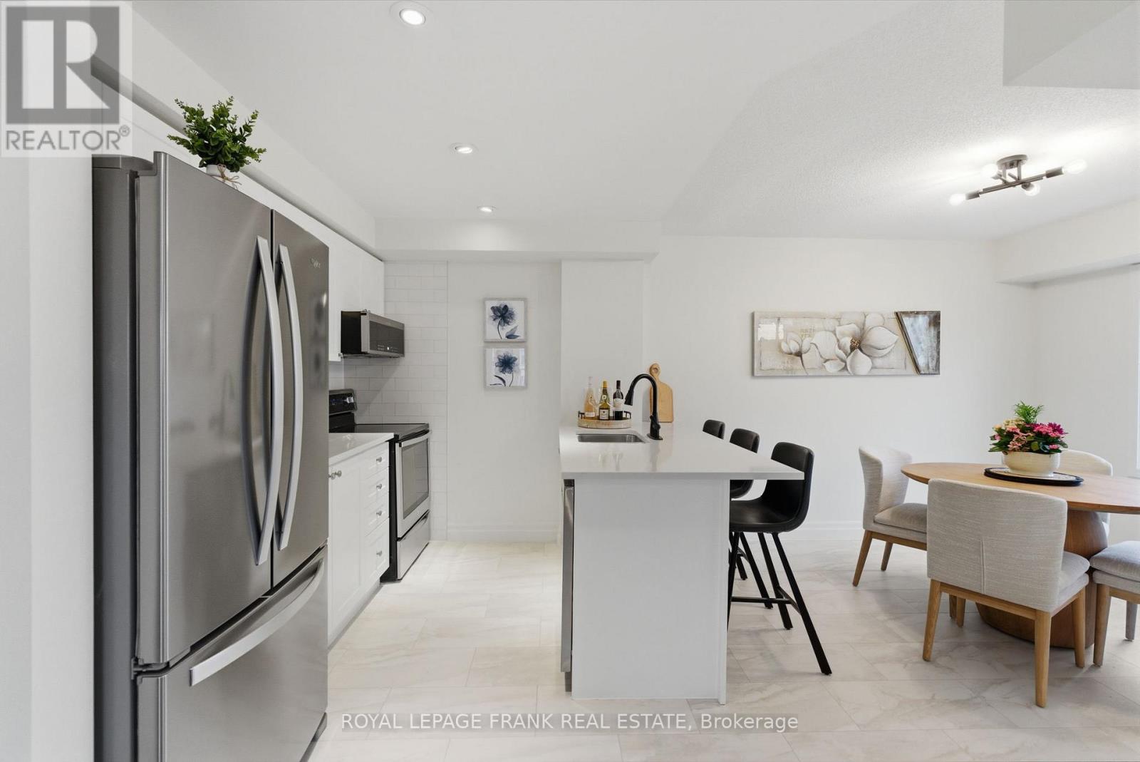 301 - 75 Shipway Avenue, Clarington (Newcastle), Ontario  L1B 0B8 - Photo 9 - E12977152