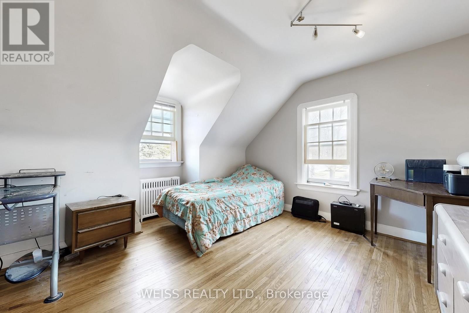 261 Wolsely Street, Peterborough (Northcrest Ward 5), Ontario  K9H 4Z8 - Photo 15 - X12976754