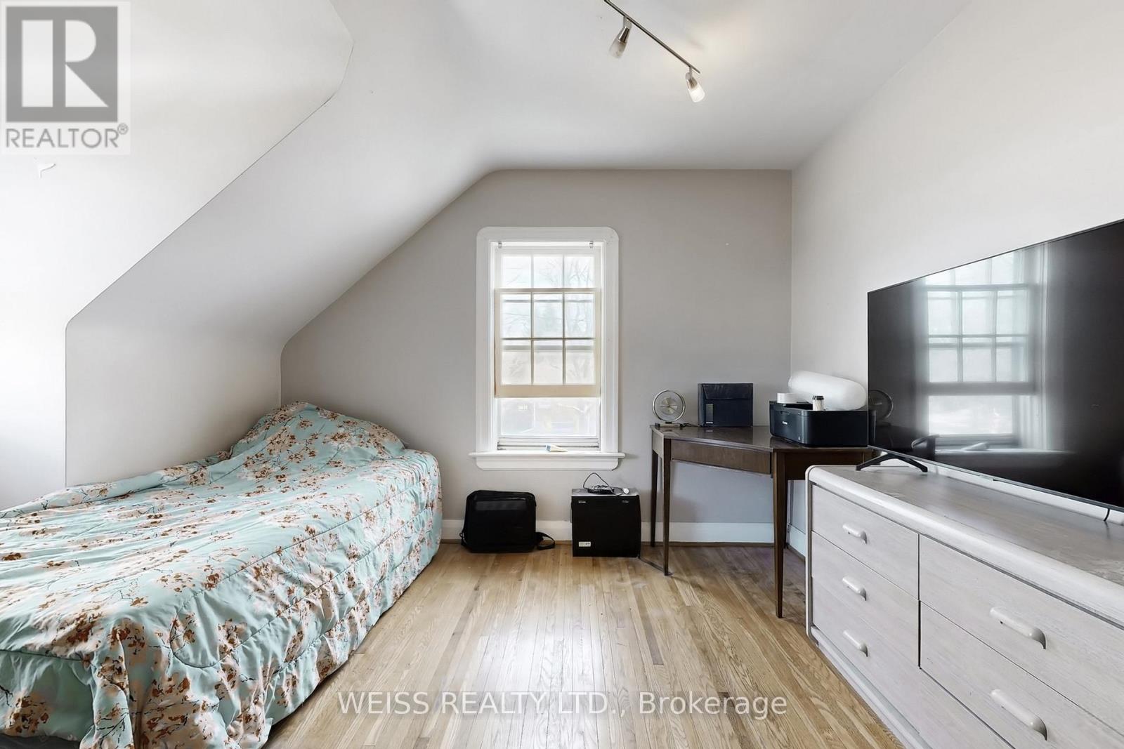 261 Wolsely Street, Peterborough (Northcrest Ward 5), Ontario  K9H 4Z8 - Photo 16 - X12976754