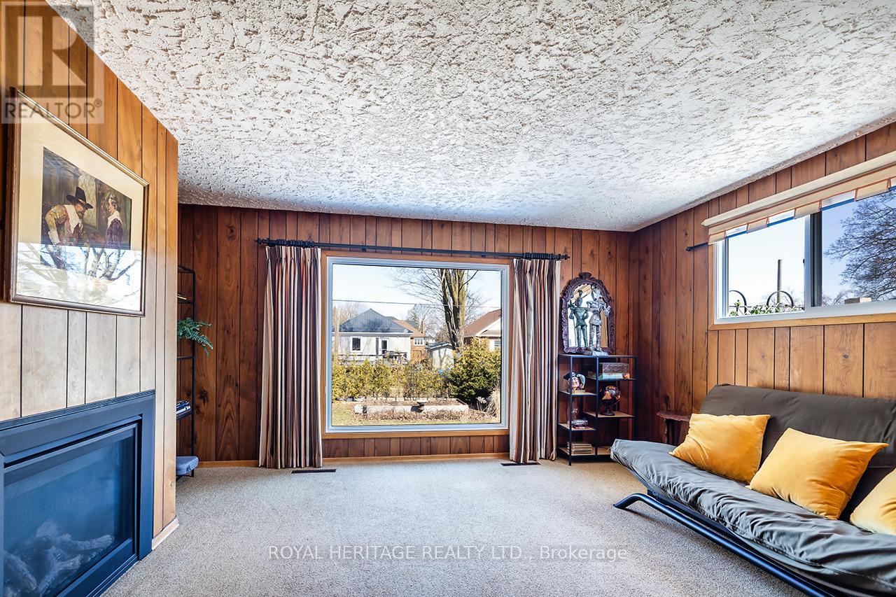 250 King George Street, Peterborough (Otonabee Ward 1), Ontario  K9J 1R8 - Photo 12 - X12977126