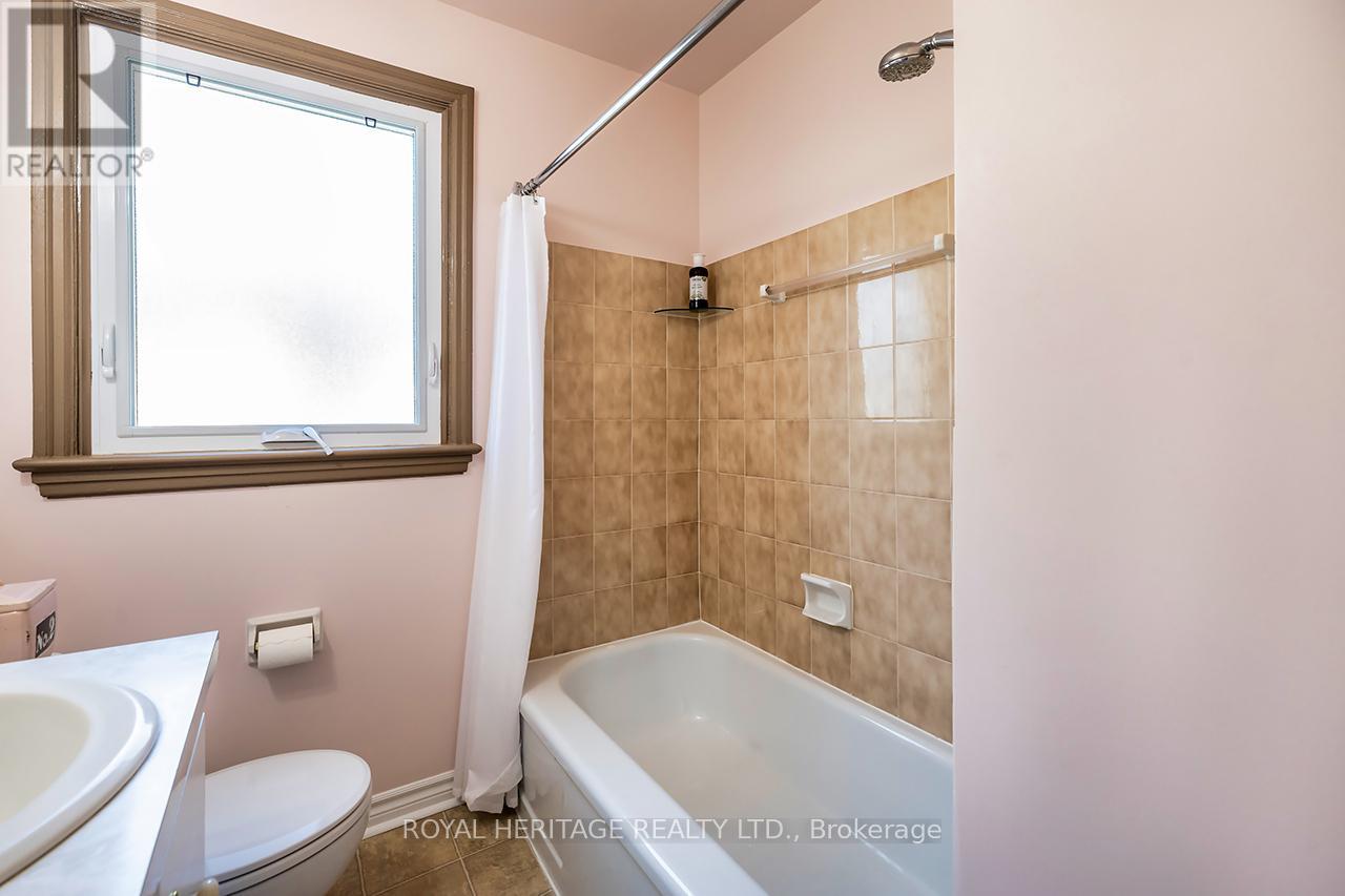 250 King George Street, Peterborough (Otonabee Ward 1), Ontario  K9J 1R8 - Photo 15 - X12977126