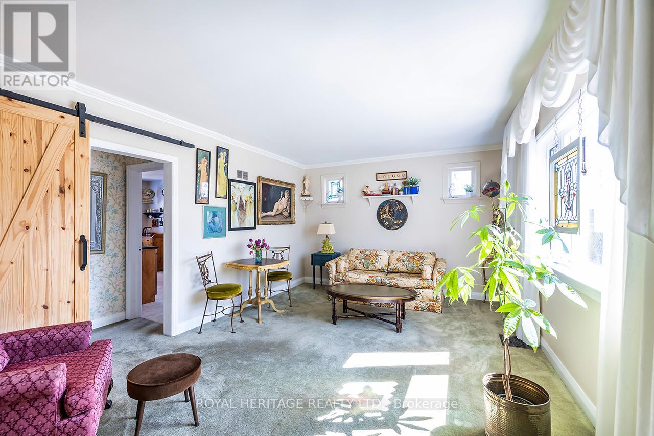 250 King George Street, Peterborough (Otonabee Ward 1), Ontario  K9J 1R8 - Photo 7 - X12977126