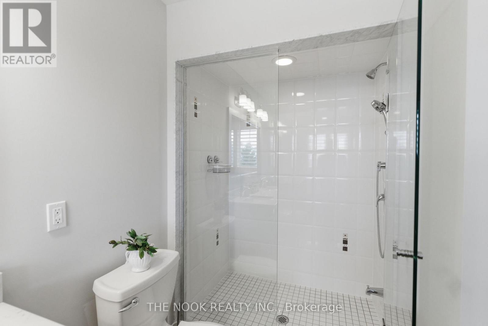 320 Lakebreeze Drive N, Clarington (Newcastle), Ontario  L1B 0A1 - Photo 20 - E12977342