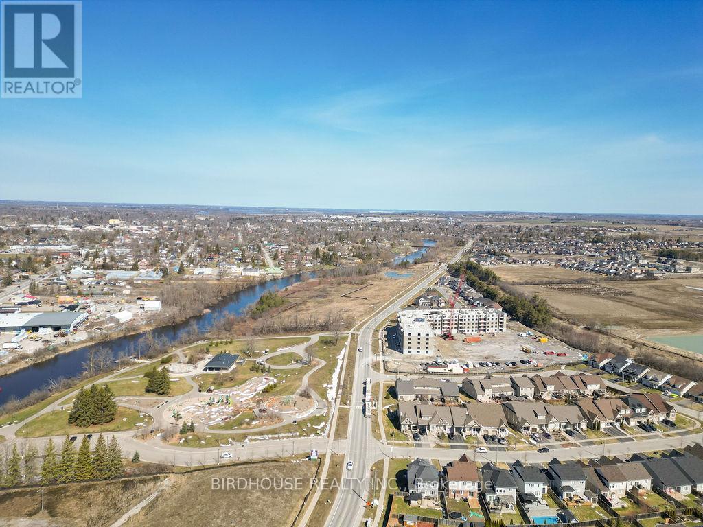 8 Deacon Crescent, Kawartha Lakes (Lindsay), Ontario  K9V 0L4 - Photo 32 - X12977224