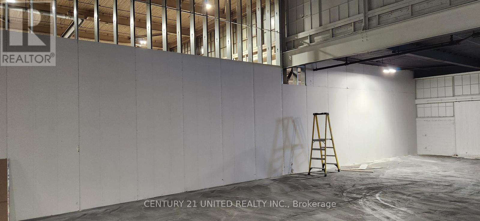 4b - 739 Monaghan Road, Peterborough (Otonabee Ward 1), Ontario  K9J 5J9 - Photo 5 - X12977322