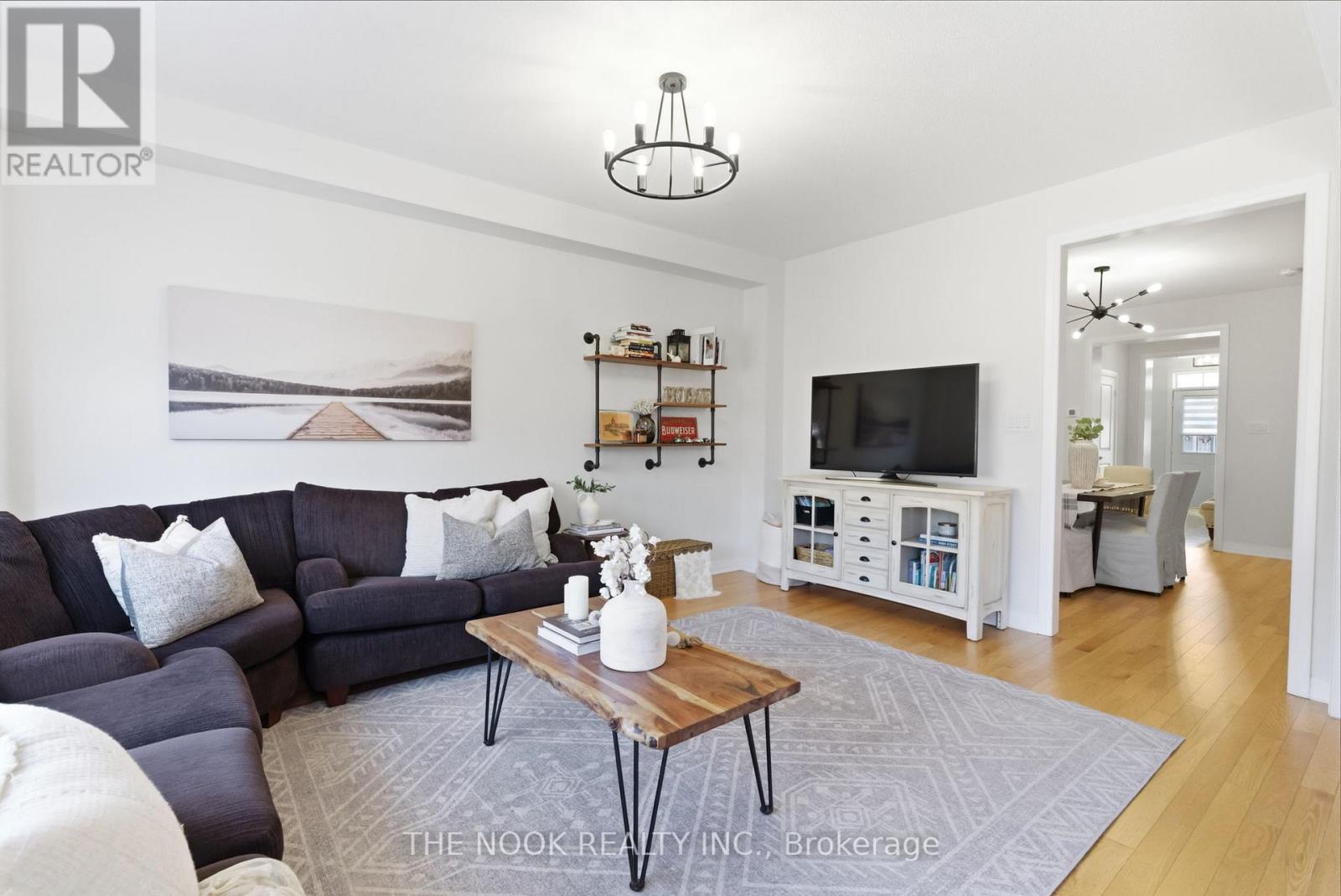 28 Fernridge Heights, Cavan Monaghan (Cavan-Monaghan), Ontario  L0A 1G0 - Photo 12 - X12977814