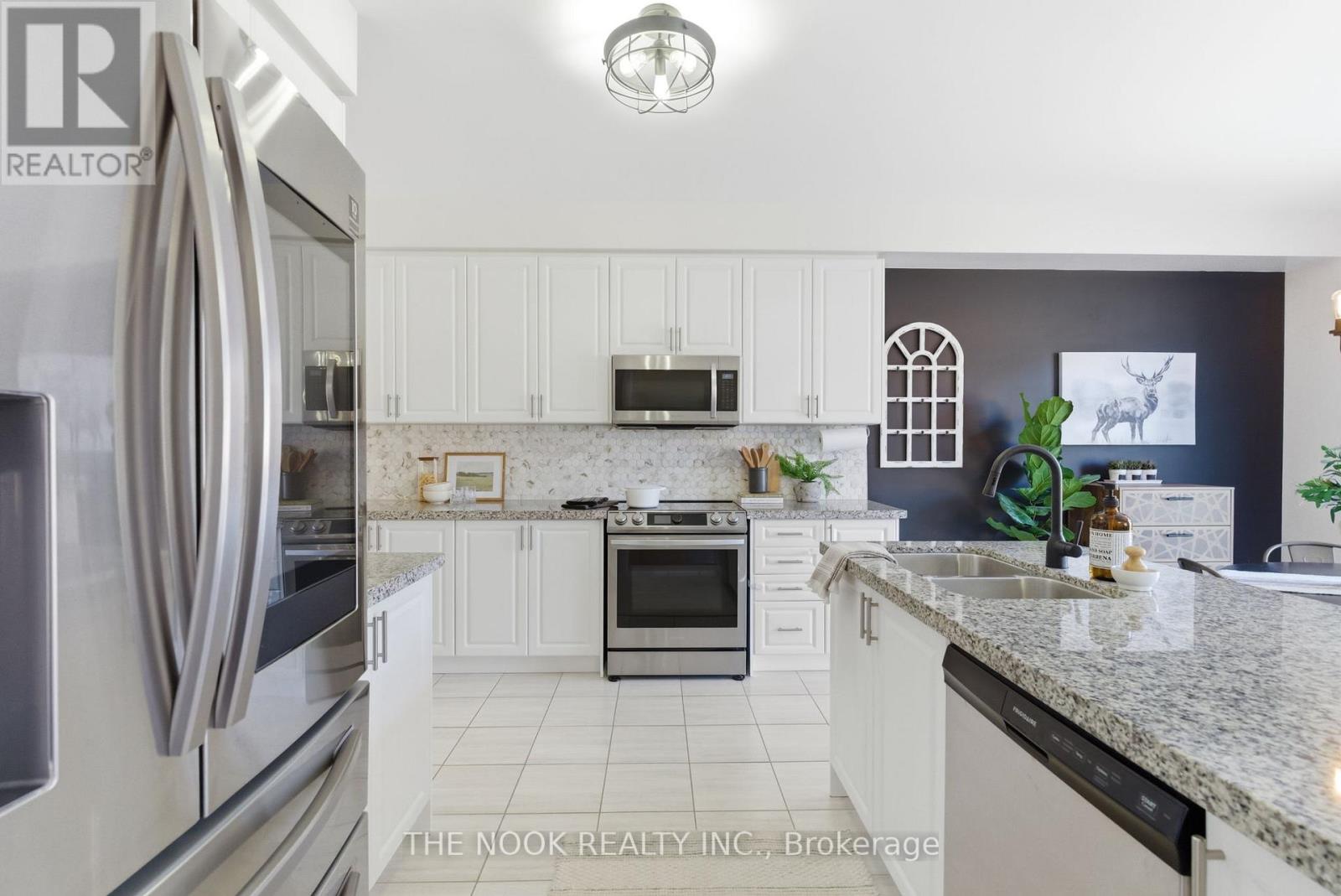 28 Fernridge Heights, Cavan Monaghan (Cavan-Monaghan), Ontario  L0A 1G0 - Photo 18 - X12977814