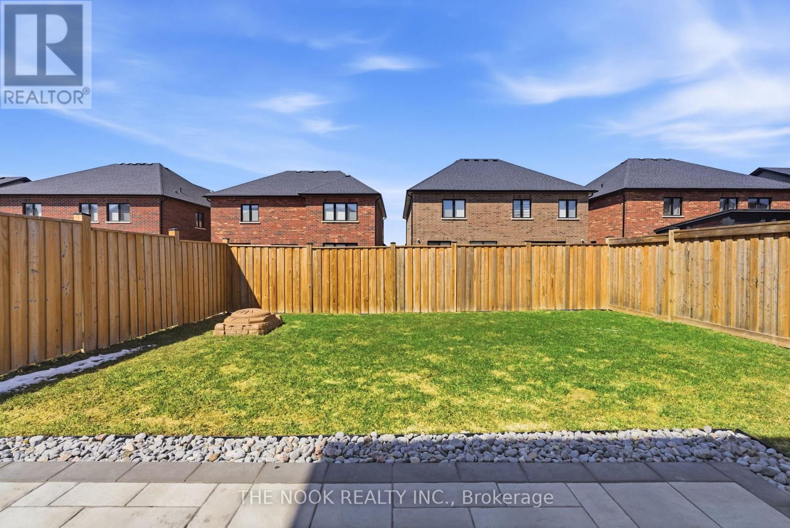 28 Fernridge Heights, Cavan Monaghan (Cavan-Monaghan), Ontario  L0A 1G0 - Photo 47 - X12977814