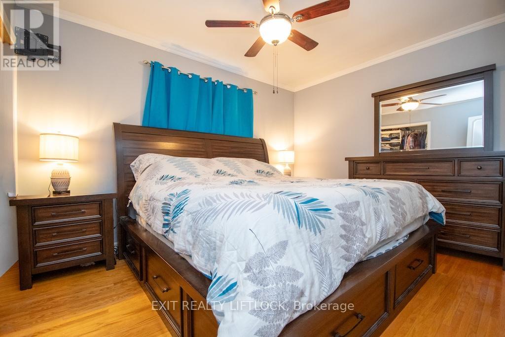 871 Westdale Avenue, Peterborough (Northcrest Ward 5), Ontario  K9H 6C5 - Photo 16 - X12977952