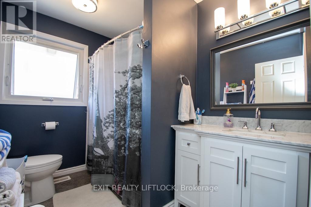 871 Westdale Avenue, Peterborough (Northcrest Ward 5), Ontario  K9H 6C5 - Photo 18 - X12977952