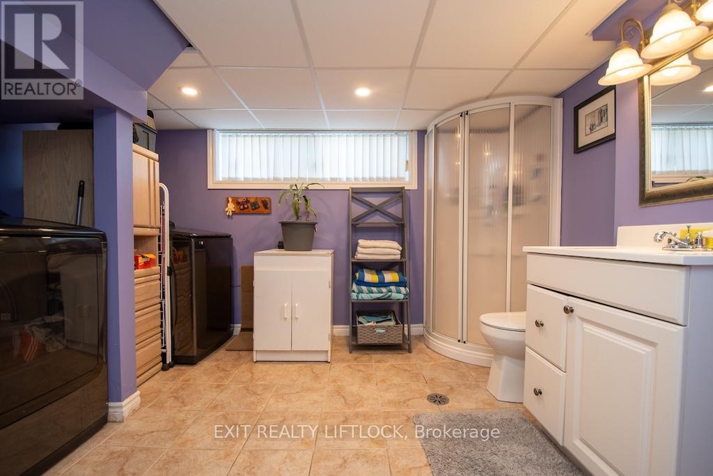 871 Westdale Avenue, Peterborough (Northcrest Ward 5), Ontario  K9H 6C5 - Photo 24 - X12977952