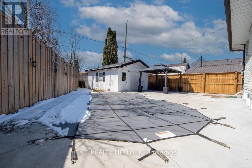 871 Westdale Avenue, Peterborough (Northcrest Ward 5), Ontario  K9H 6C5 - Photo 34 - X12977952