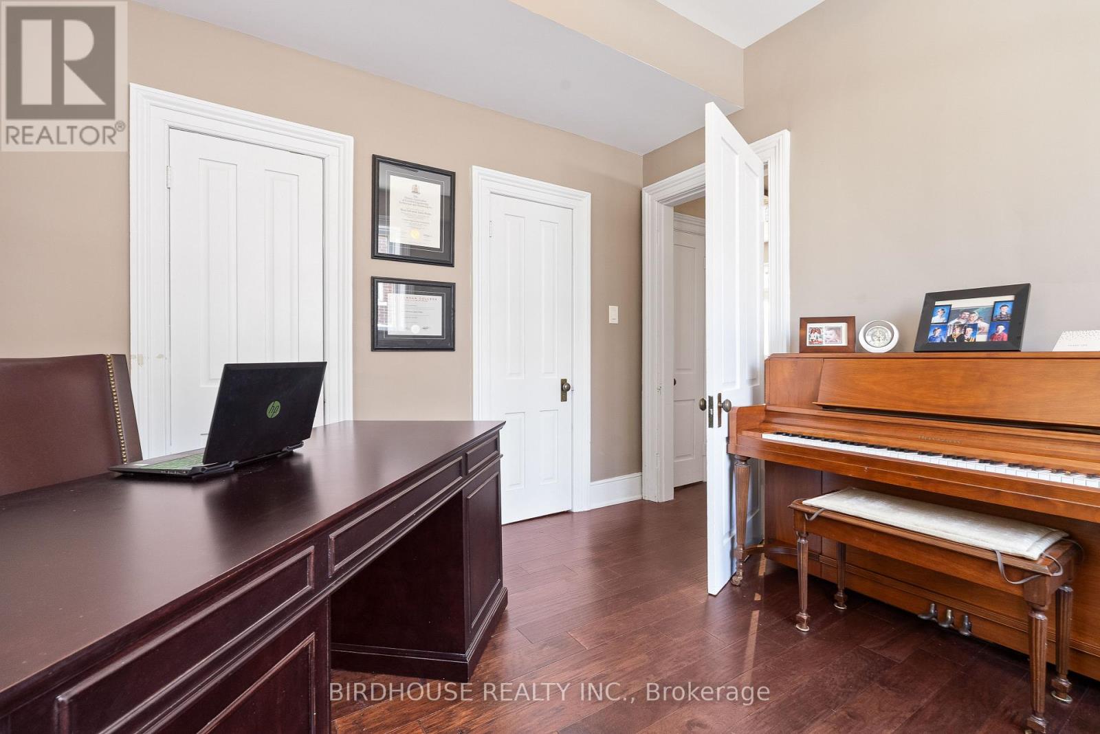 69 Bond Street W, Kawartha Lakes (Lindsay), Ontario  K9V 3R3 - Photo 22 - X12977996