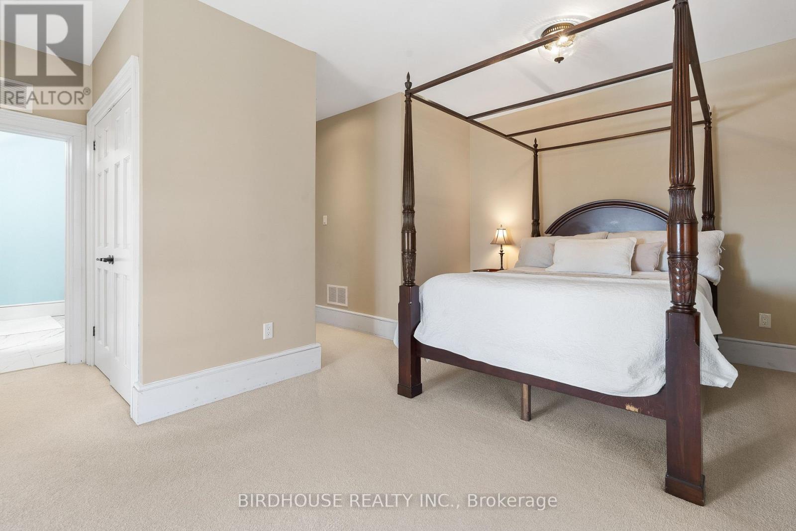 69 Bond Street W, Kawartha Lakes (Lindsay), Ontario  K9V 3R3 - Photo 23 - X12977996