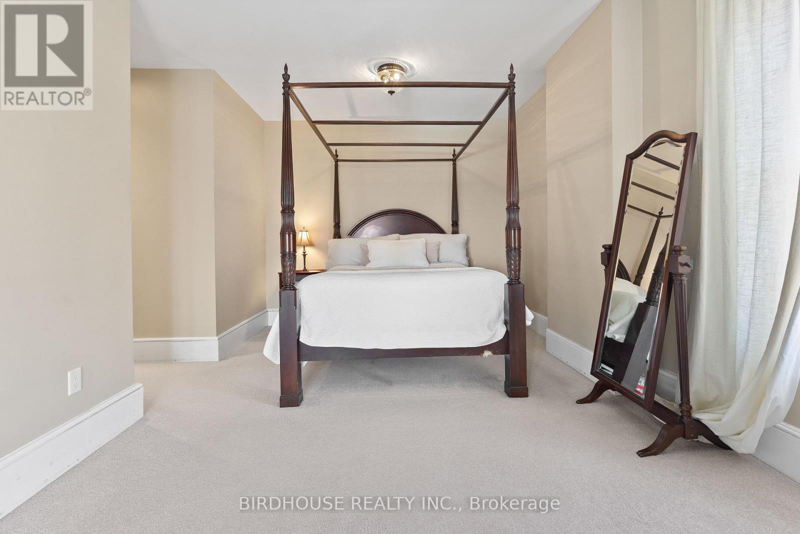 69 Bond Street W, Kawartha Lakes (Lindsay), Ontario  K9V 3R3 - Photo 24 - X12977996