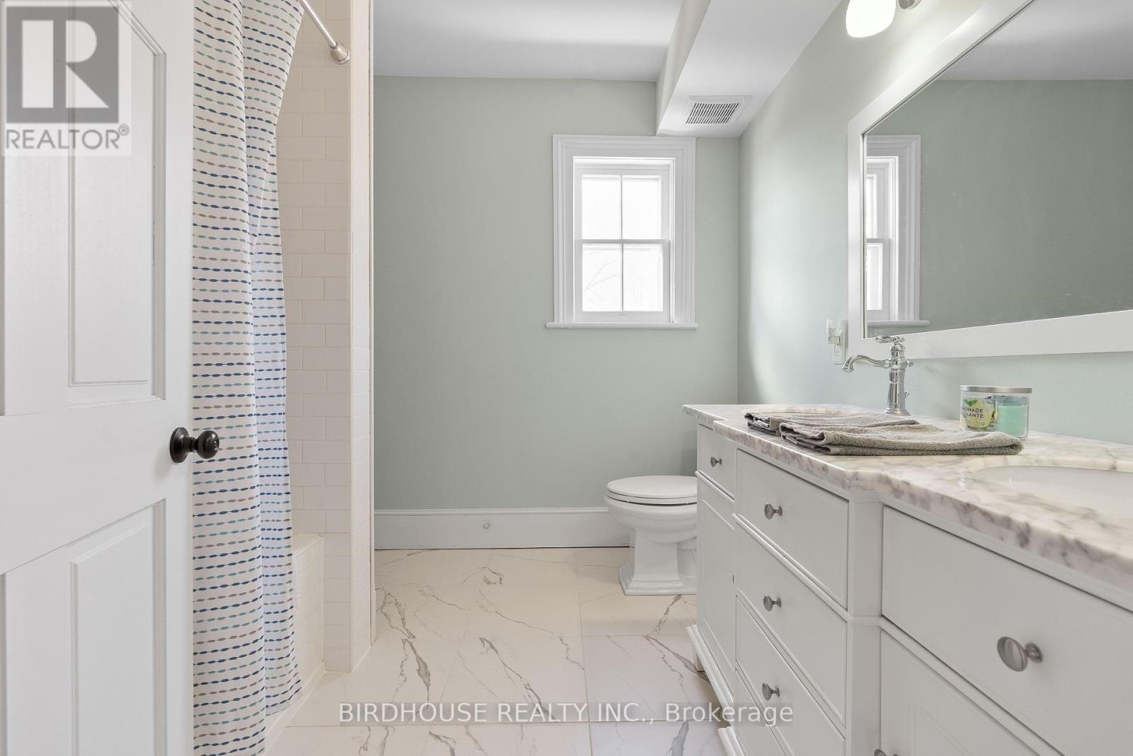 69 Bond Street W, Kawartha Lakes (Lindsay), Ontario  K9V 3R3 - Photo 34 - X12977996