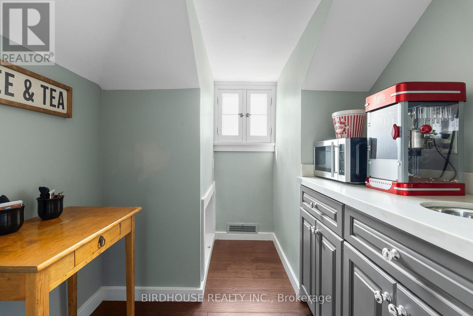 69 Bond Street W, Kawartha Lakes (Lindsay), Ontario  K9V 3R3 - Photo 37 - X12977996