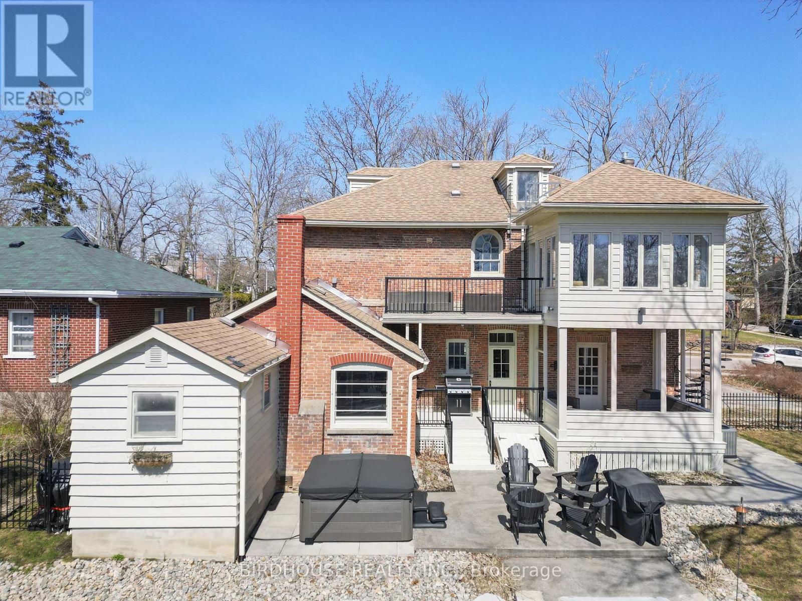 69 Bond Street W, Kawartha Lakes (Lindsay), Ontario  K9V 3R3 - Photo 40 - X12977996