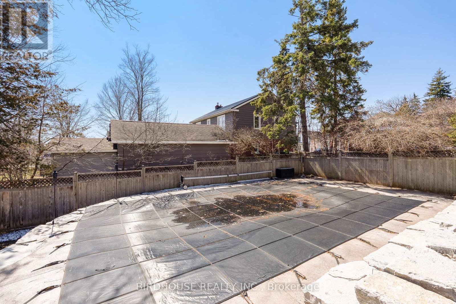 69 Bond Street W, Kawartha Lakes (Lindsay), Ontario  K9V 3R3 - Photo 42 - X12977996